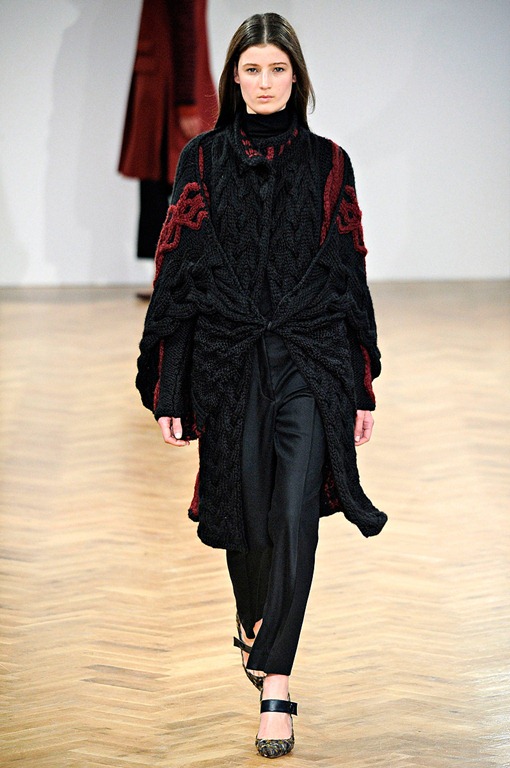 Wearable Trends: Pringle of Scotland RTW Fall 2011